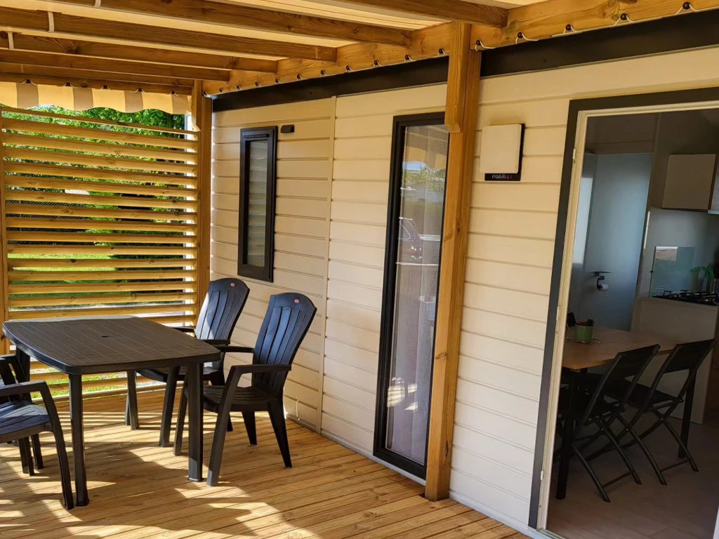 terrasse mobil-home modulo 22 à Thonon-les-Bains